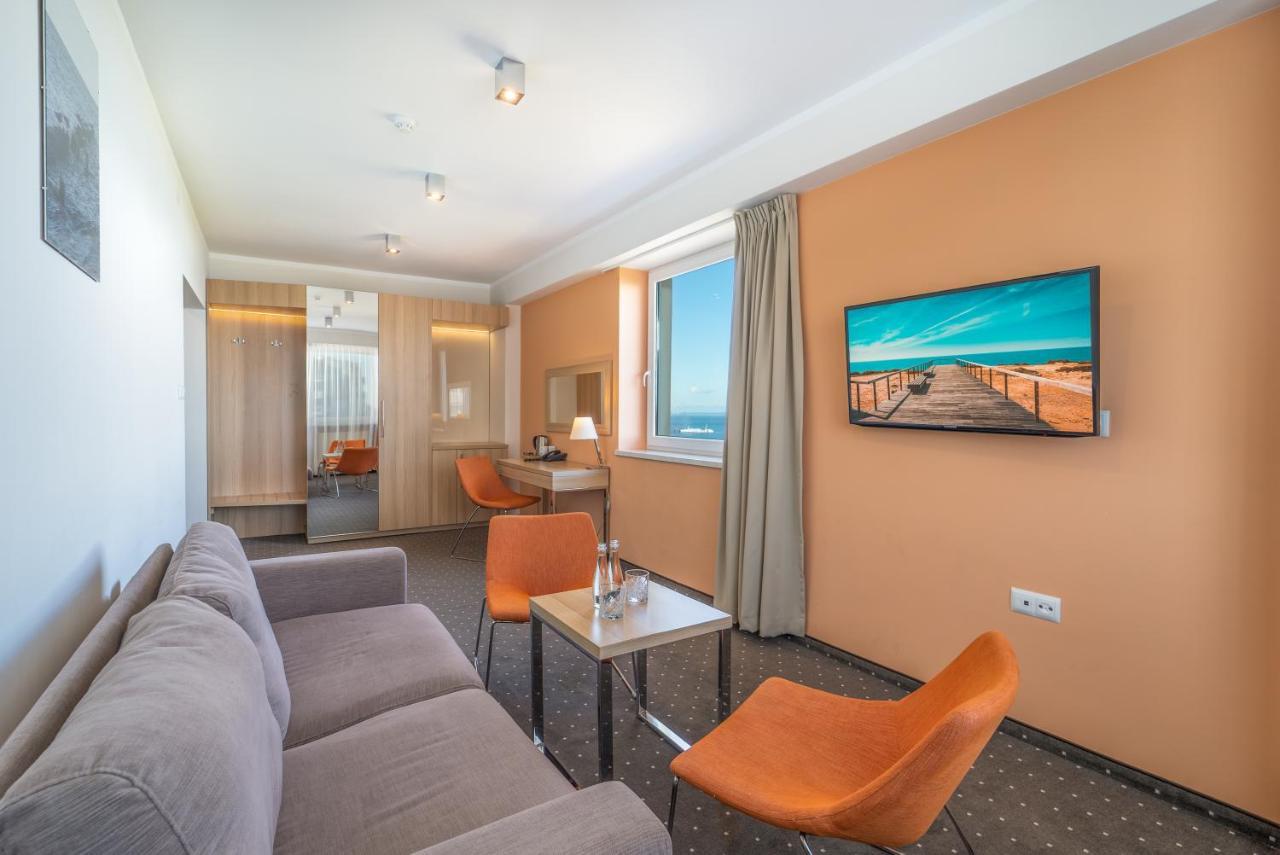Vestina Wellness & Spa Hotel Miedzyzdroje Luaran gambar